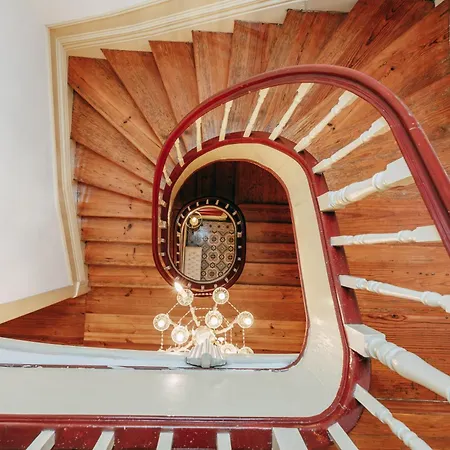 Vintage House *