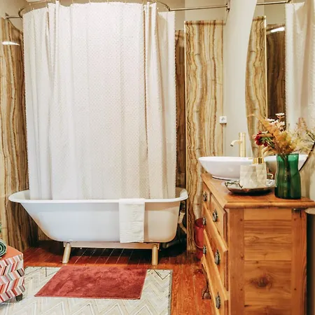 Vintage House *